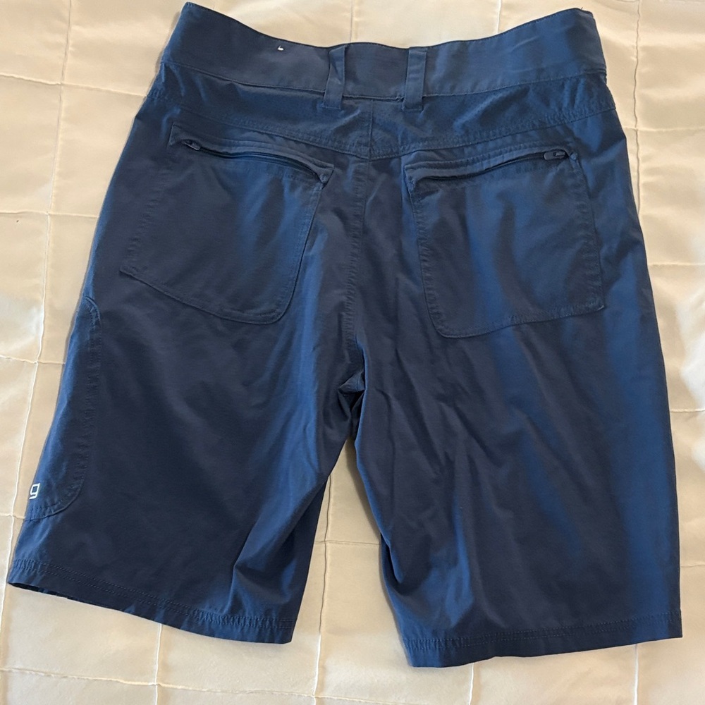 Huk Men's Deep Blue Athletic Shorts - Picture 4 of 5